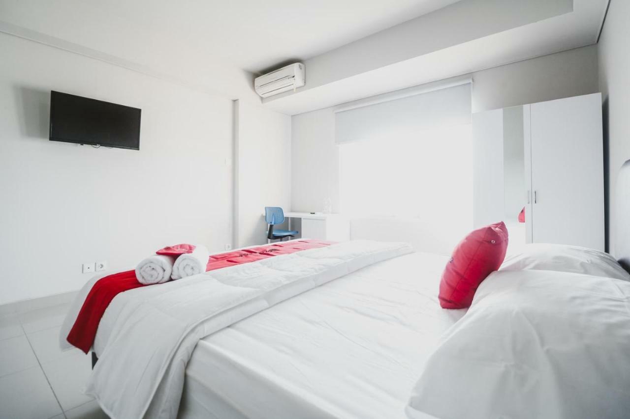 Reddoorz Apartment Near Summarecon Mall Serpong Tangerang Exterior foto